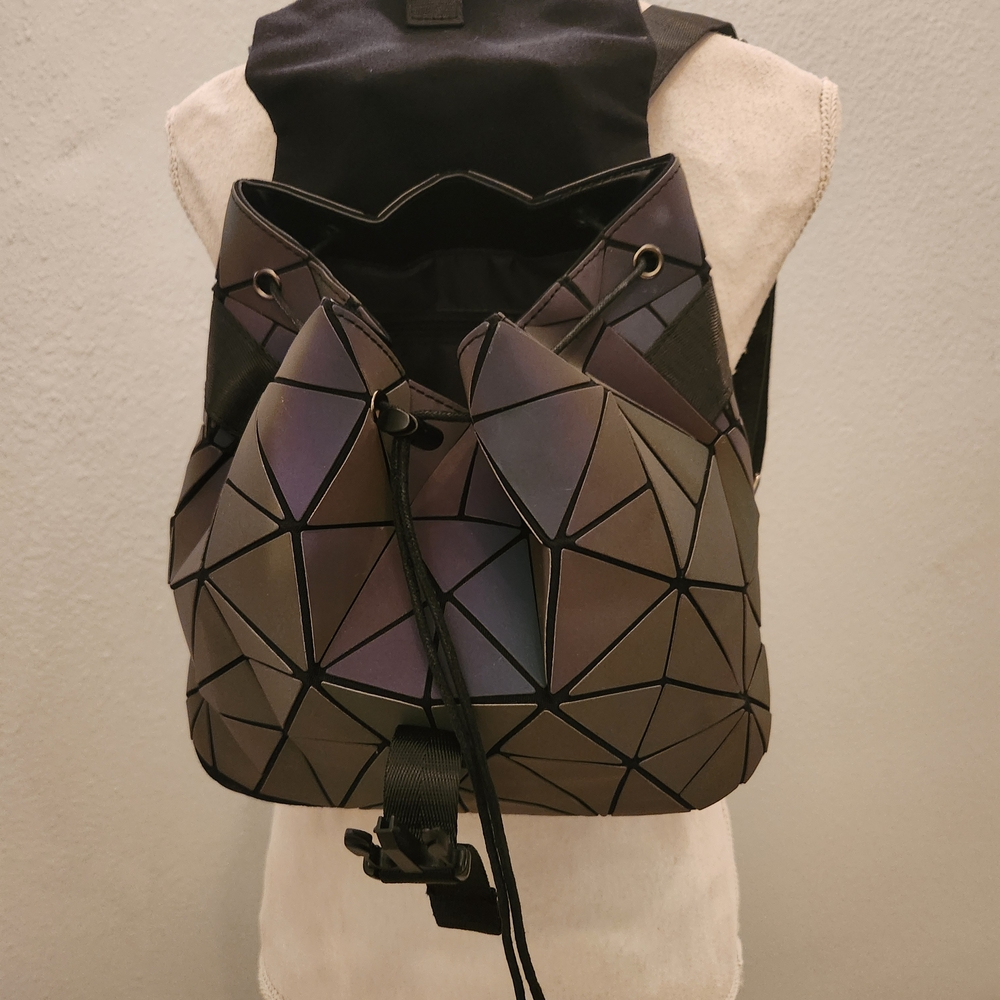 Geometric Black Backpack - Picture 3 of 7
